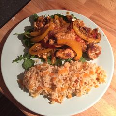 A picture of Paprika & Sun Dried Tomato Chicken.
