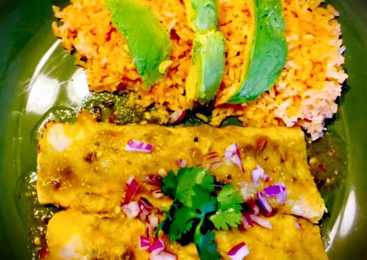 Recipe of Any-night-of-the-week Simple Salsa Verde Chicken Enchilladas