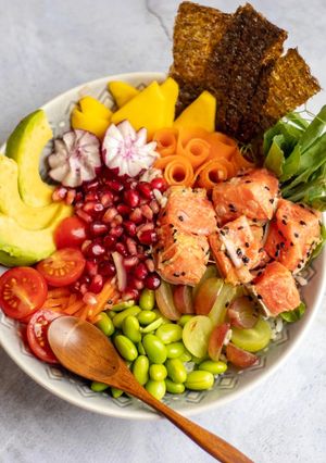 A picture of Poke bowl - California style 🥗.