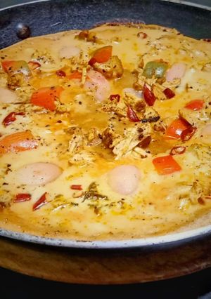 চিকেন পিজ্জা (Chicken pizza recipe in Bengali) রেসিপির প্রধান ছবি