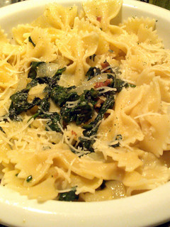 A picture of Bowtie Spinach and Bacon. Pasta.