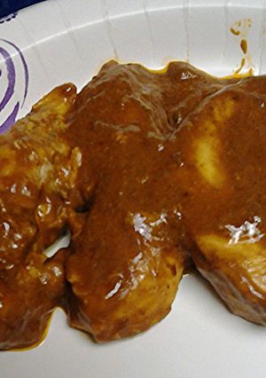 A picture of Chicken in chocolate mustard sauce.