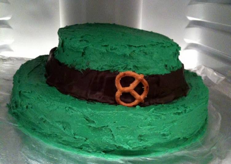 Leprechaun Hat Cake
