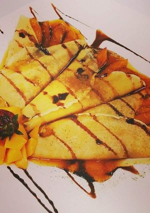 A picture of Mango Crepes.