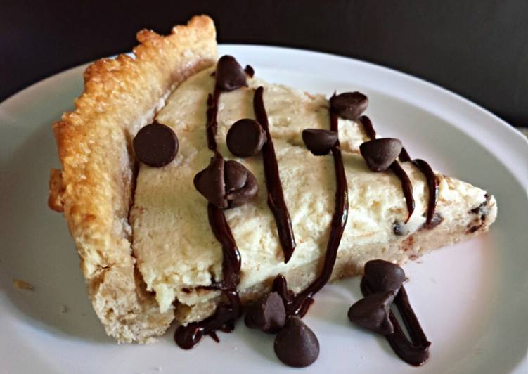 Recipe of Any-night-of-the-week Cannoli tart - easy and AMAZING!