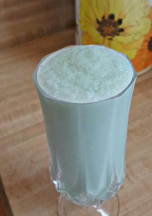 A picture of Leah's Low Calorie Creme de Menthe Shake.