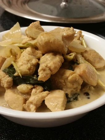 Easy Steps to Prepare Thai Chicken Curry which Delicious