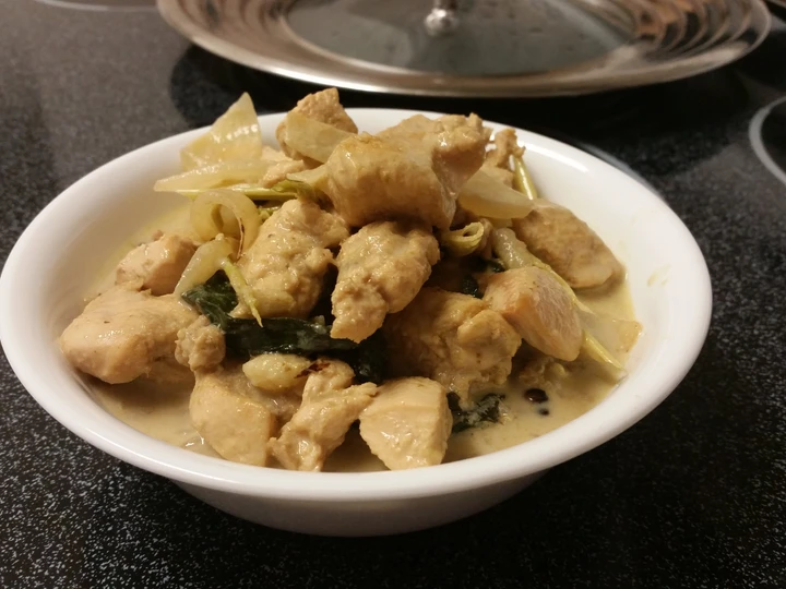 Easy Steps to Prepare Thai Chicken Curry which Delicious