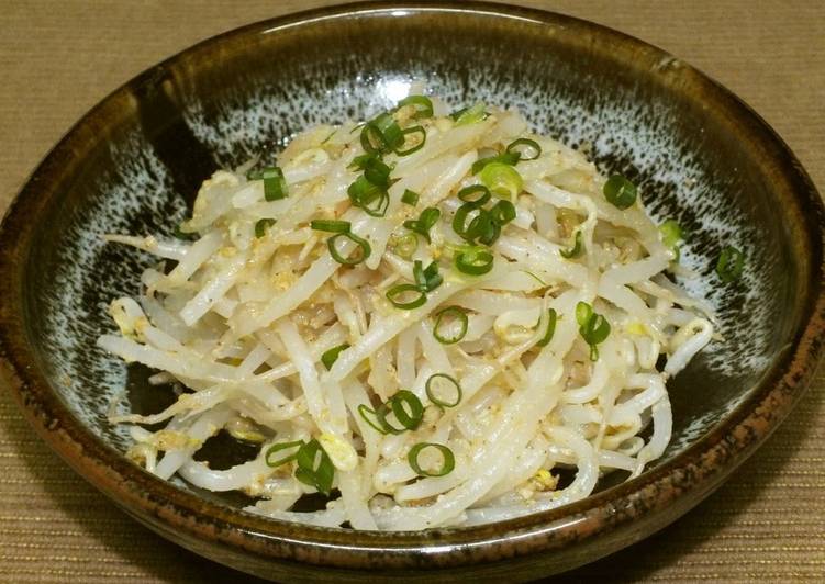 Recipe of Any-night-of-the-week Bean Sprout Namul (Korean-Style Salad)