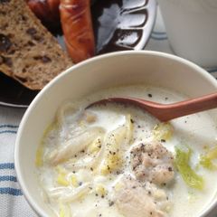 Chicken & Spring Cabbage Cream Soup A picture of Chicken & Spring Cabbage Cream Soup.