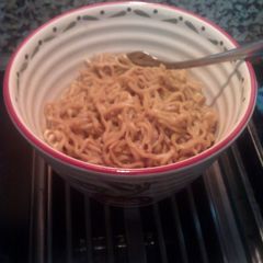 A picture of Fried Ramen (cheap lo mein).