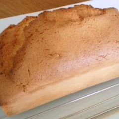 A picture of A Cake Like From a Bakery.