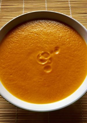 Foto principal de Crema de calabaza y zanahoria en Thermomix