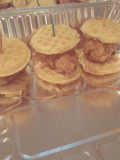 A picture of Chicken and Waffles.