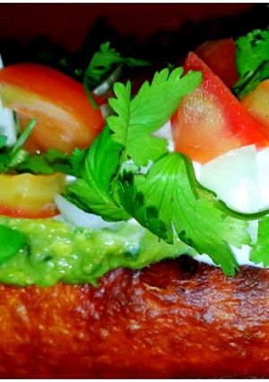 A picture of Mike's Green Chile Chicken Chimmies.