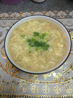 A picture of ซุปอาสาเรน (ซุปใสใส่ไข่) Egg Drop Soup.