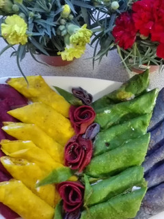 Una foto de Crepes de colores! Cómo hacer Crepes de Colores Dulces!