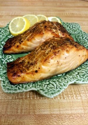 A picture of Herbed Broiled Salmon.