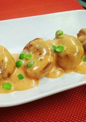 A picture of Cajun baby potatoes (without onion and garlic).