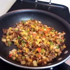 A picture of 2smile Breakfast hash.