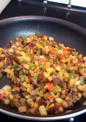 A picture of 2smile Breakfast hash.