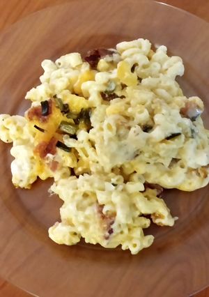 A picture of Baked Mac & Cheese.