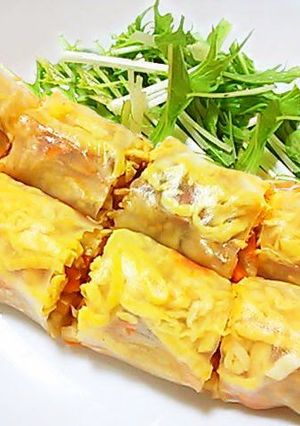 A picture of Memil Jeonbyeong (Buckwheat Crepe) Style Fresh Spring Rolls.