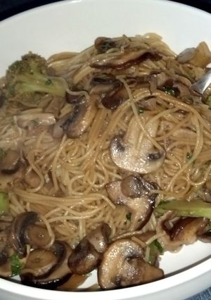 A picture of Teriyaki Noodles.