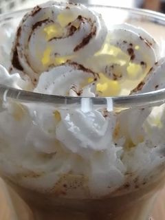 Una foto de Slow Cooker Pumpkin Spice Lattes