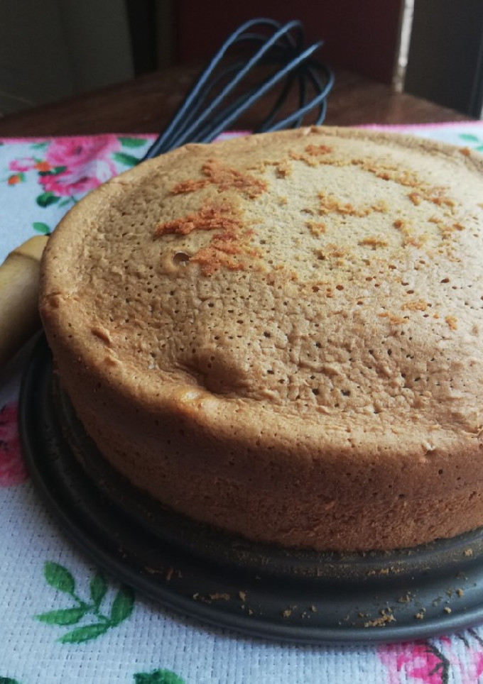 Una foto de Bizcocho genovés de azúcar moreno para tartas🎂