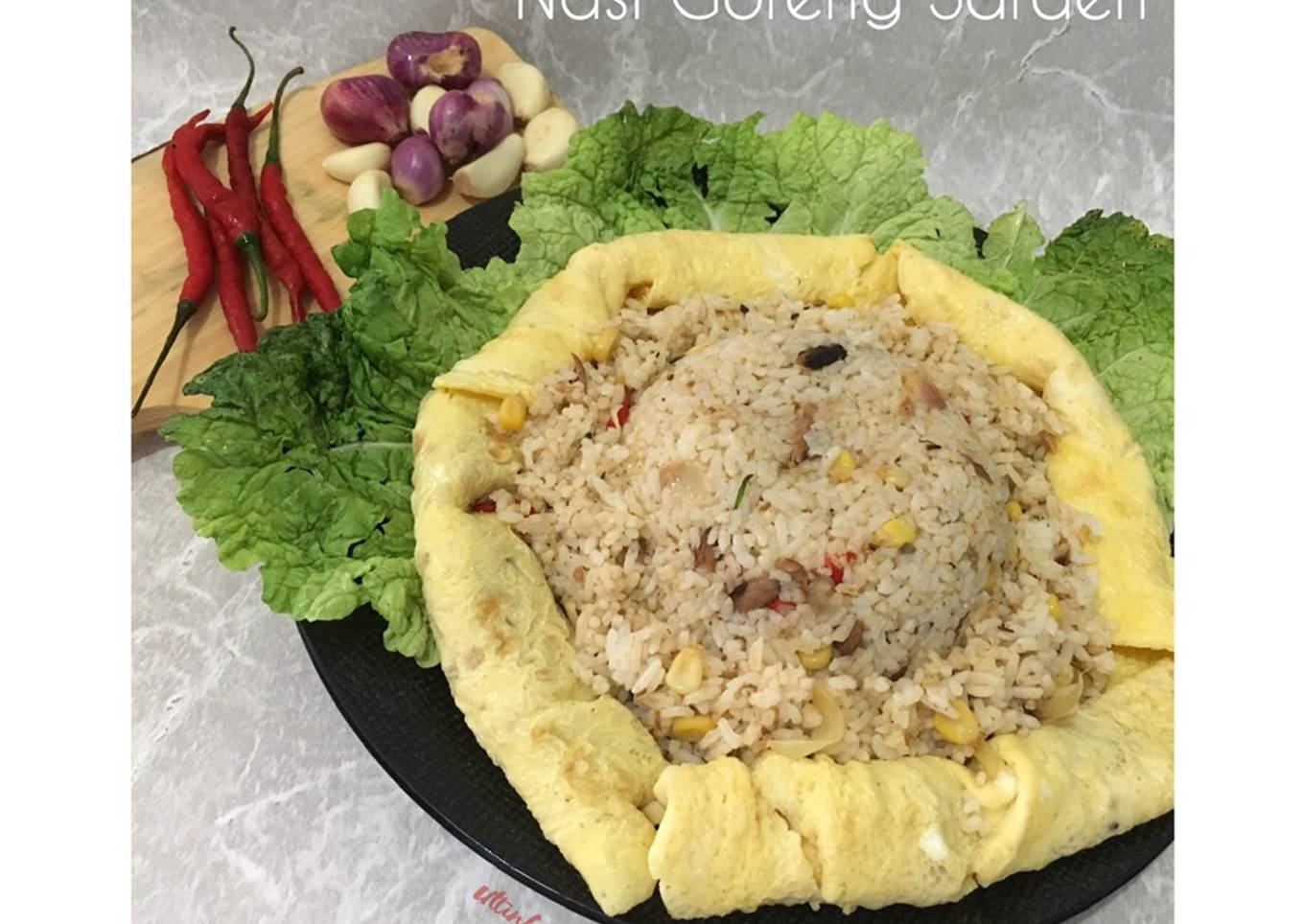 242. Nasi goreng dengan sarden