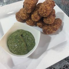 A picture of Crispy Sama sabudana nuggets.