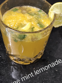ઓરેન્જ મિન્ટ લેમોન્ડે 🍊 રેસીપી મુખ્ય ફોટો