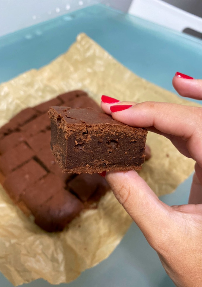 Una foto de Brownie clásico fácil y rápido