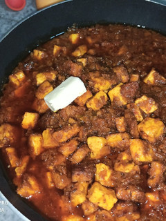 A picture of Paneer Tikka Masala.