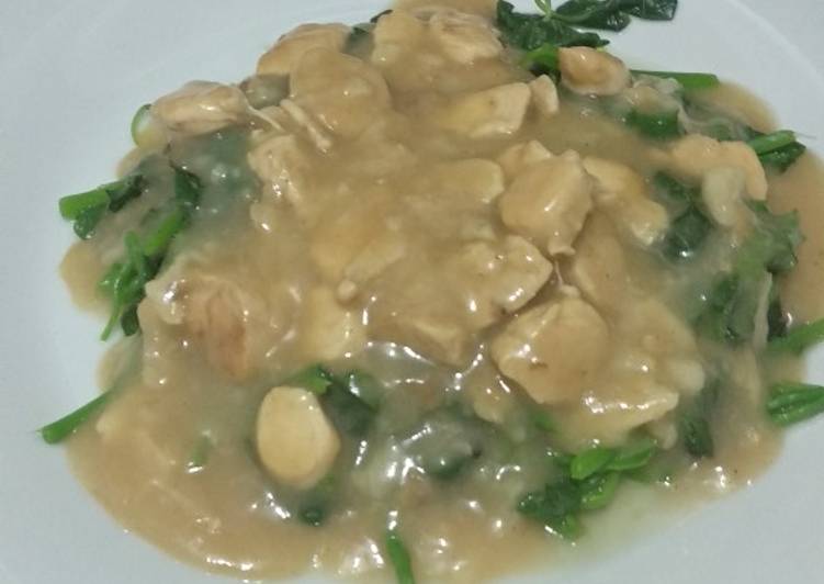 Bayam siram kuah ayam kental