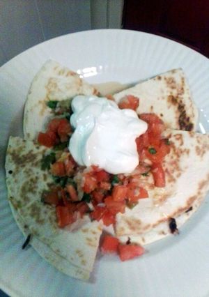 A picture of Chicken Quesedilla.