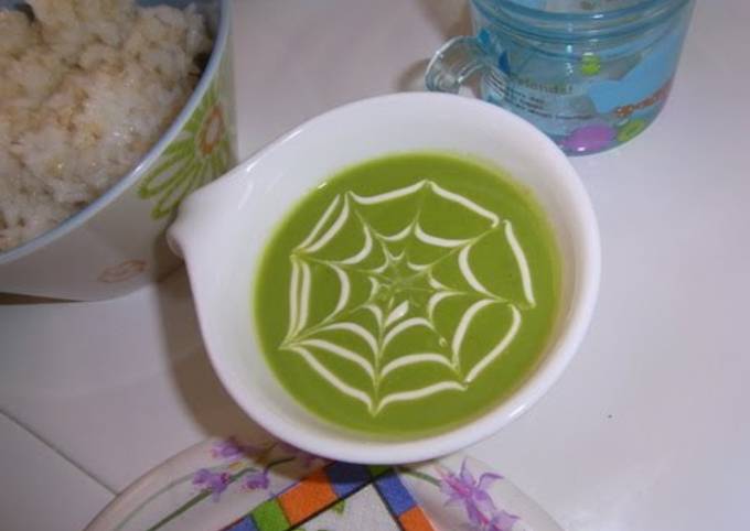 Halloween Spider Web Green Pea Soup