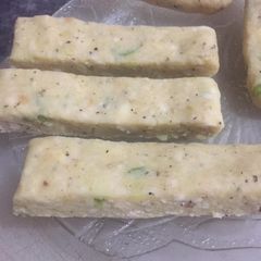 A picture of Potatoes bread sticks.