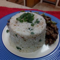 A picture of Garlic rice.
