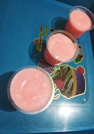 Foto resep Puding susu strawberry