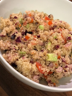 Una foto de Tabulé de quinoa y aguacate