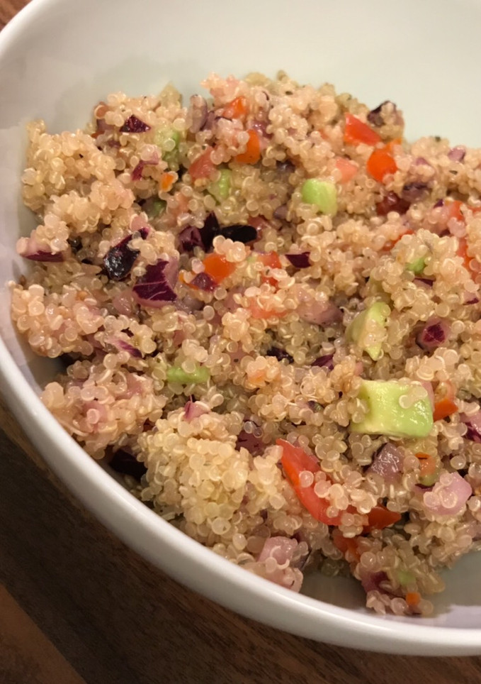 Una foto de Tabulé de quinoa y aguacate