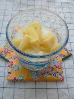 A picture of Microwaved Vinegar & Apple Dessert.