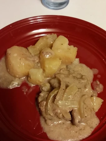 Easy Steps to Make Recipes Crock Pot Cube Steak the  Makes Drooling Delicious.