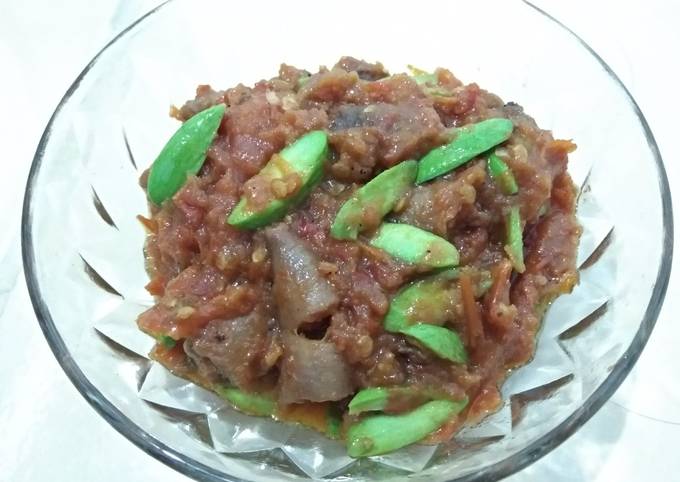 Sambal pete cumi asin