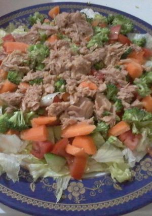 A picture of Go healthy with TUNA!!.