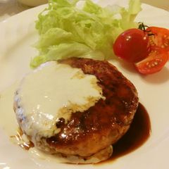 A picture of Salmon Burgers with Teriyaki-Mayonnaise Sauce.