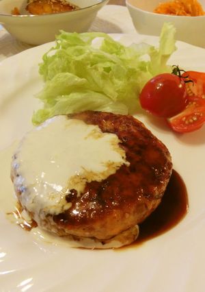 A picture of Salmon Burgers with Teriyaki-Mayonnaise Sauce.