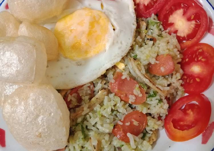 Resep Nasi goreng cabe ijo kw #Debm oleh Icha - Cookpad